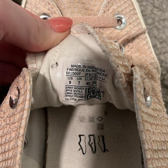 CONVERSE ALL STAR 560300F TEXTURED PINK LOW TOP SNEAKERS SHOES Women's SIZE 9 - Picture 6 of 6